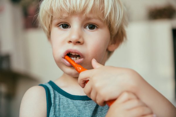 Des blagues amusantes pour enfants sur les dents !